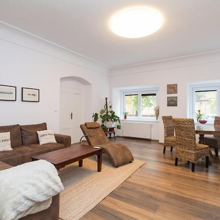 Budyne Apartment Ii. Budyne nad Ohri 외부 사진