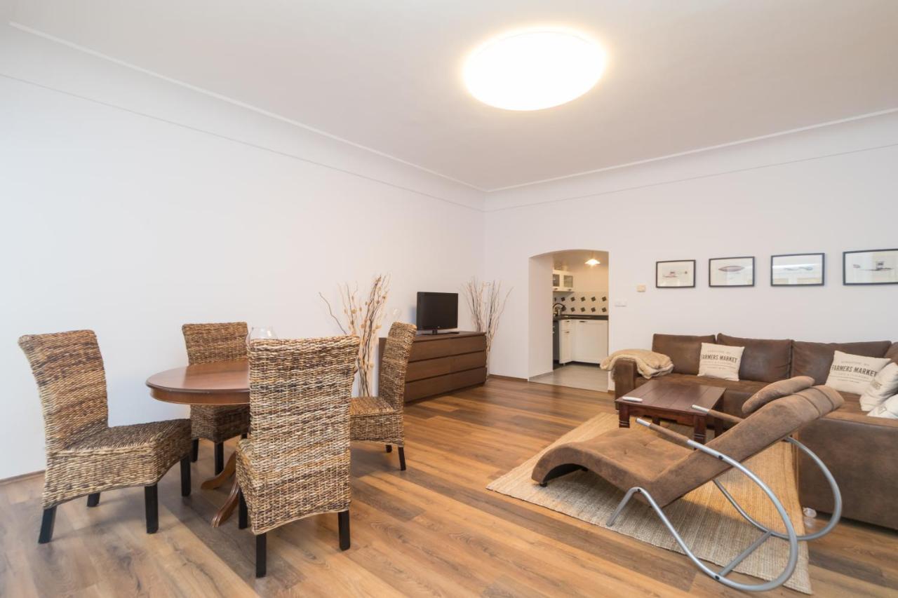 Budyne Apartment Ii. Budyne nad Ohri 외부 사진